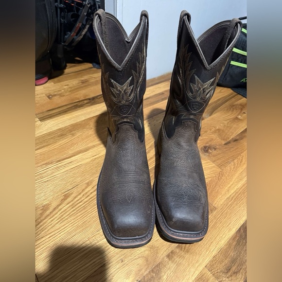 New ariat men’s boots